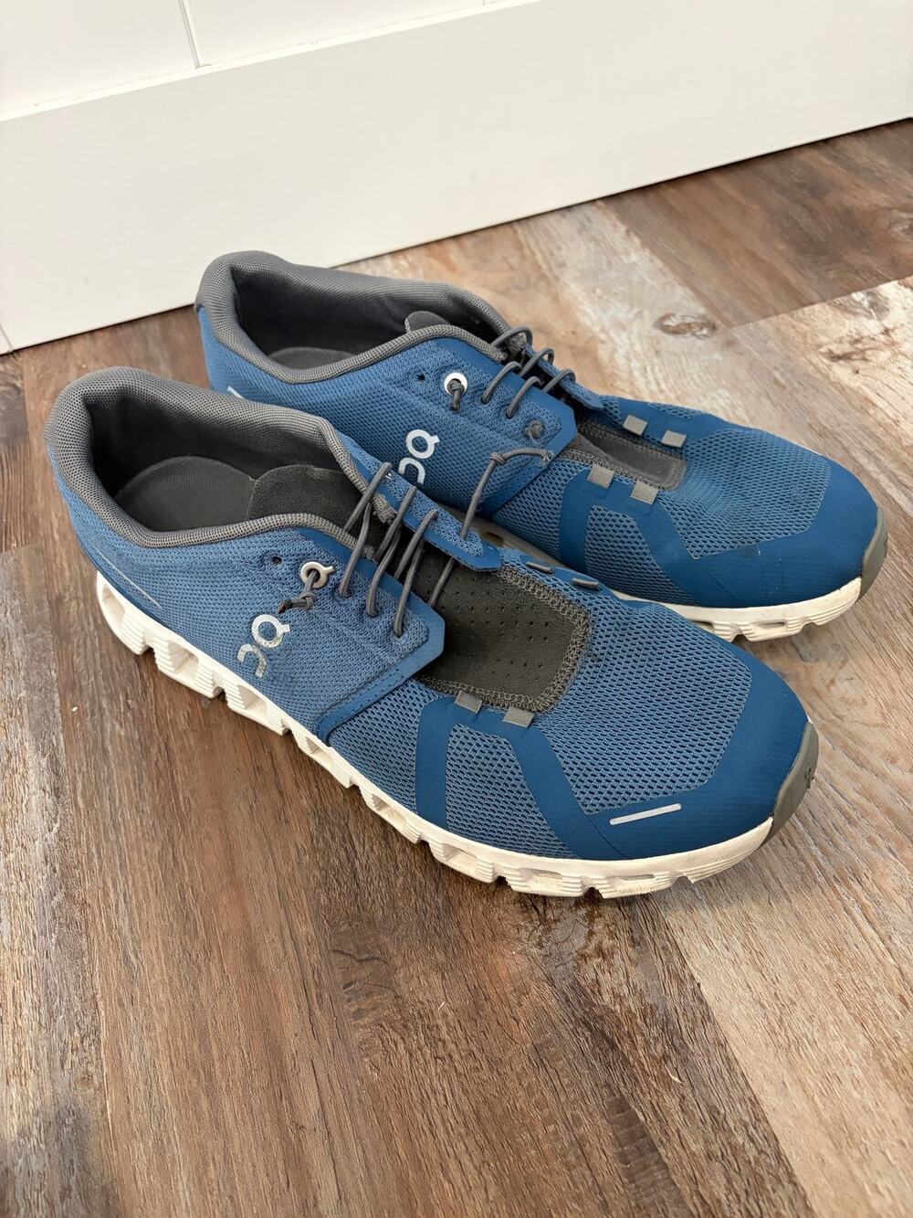 On Cloud 5 sneakers speed-lacing CloudTec cushion blue white size Men’s 10 EUC